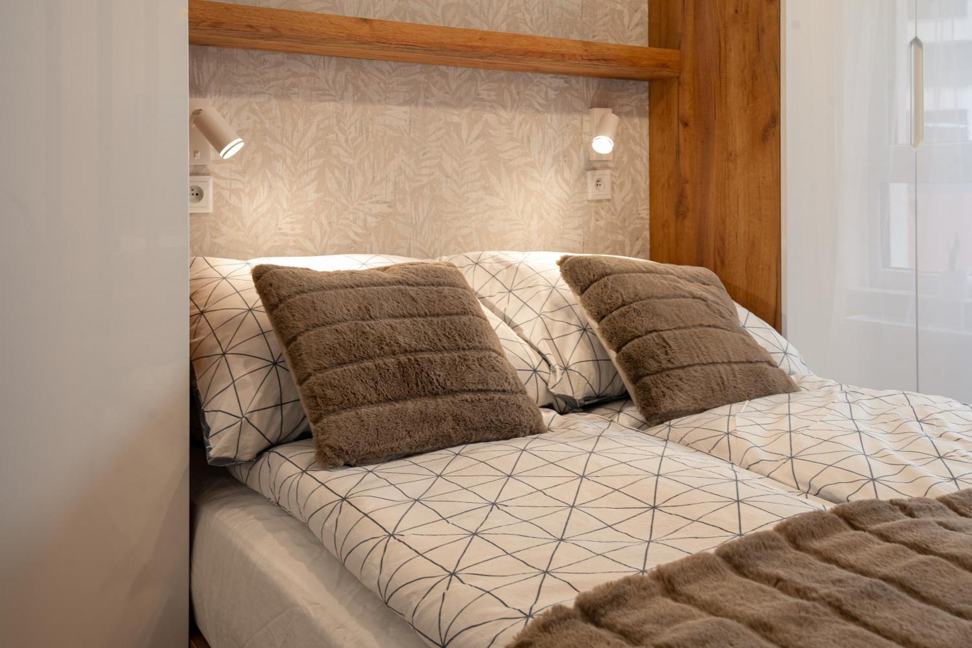 Ekskluzywny Apartament + Garaz 크라쿠프 외부 사진